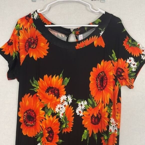 DouBCQ Jumpsuit NWT with Pockets, Soft Knit, Floral Black & Orange, Large - Picture 6 of 11